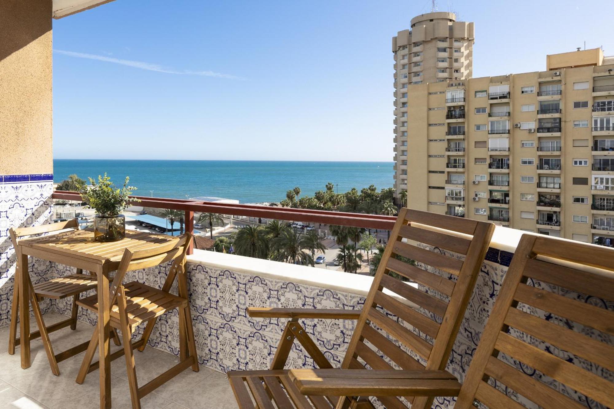 Beachfront Apartment With Terrace And Seaviews ฟูเอนฮิโรลา ภายนอก รูปภาพ