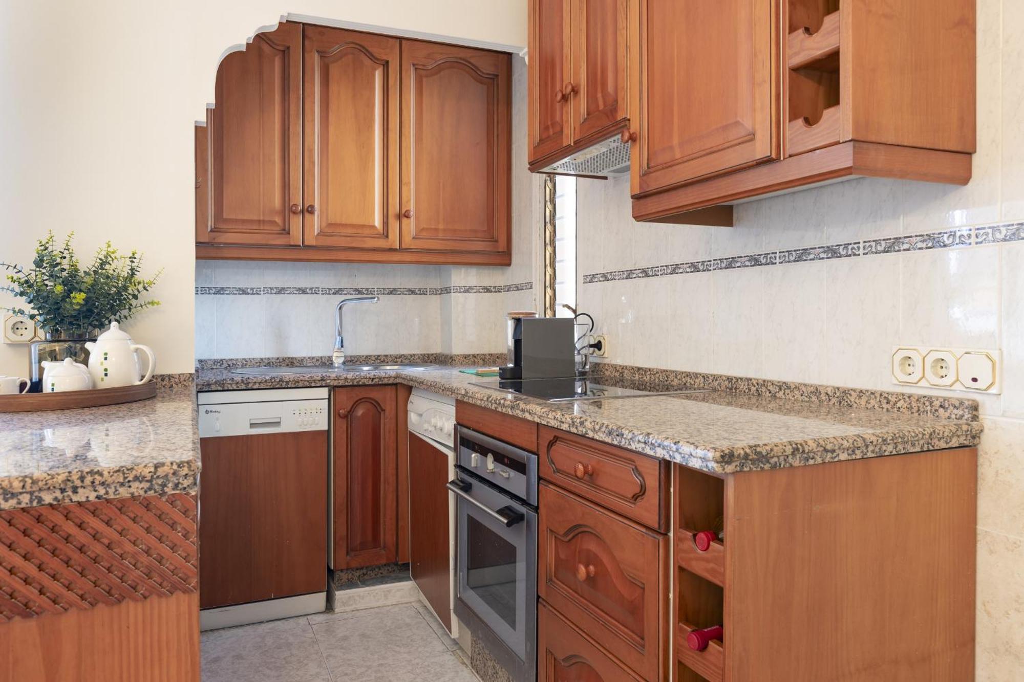 Beachfront Apartment With Terrace And Seaviews ฟูเอนฮิโรลา ภายนอก รูปภาพ